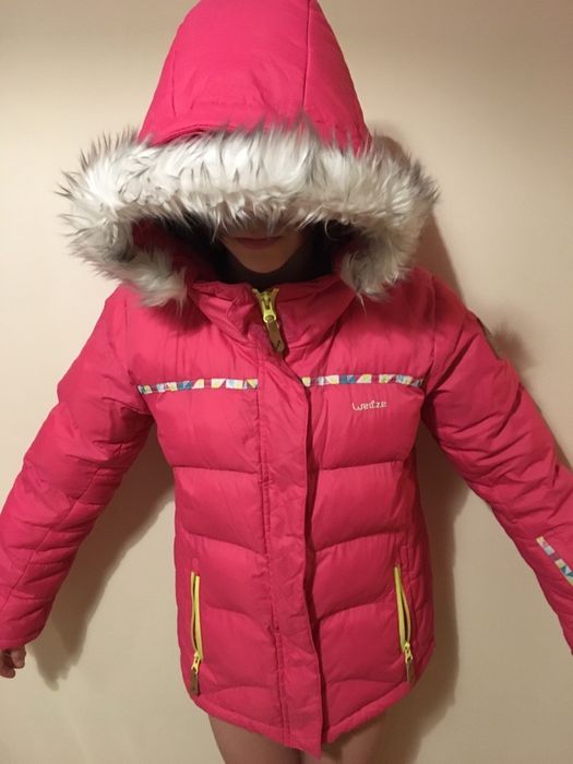 Kurtka zimowa z puchowym dociepleniem .