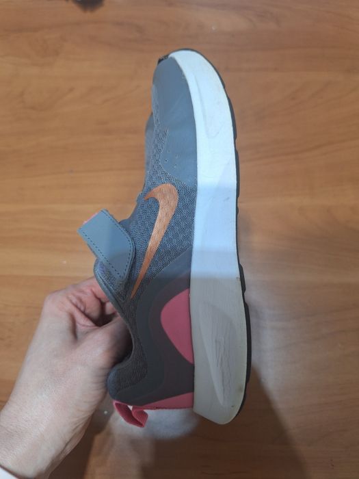 Buty Nike rozm. 33