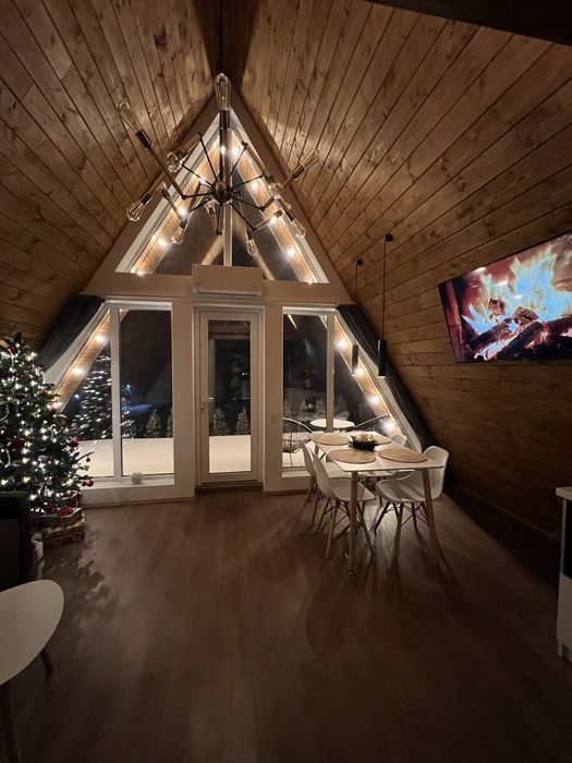 Оренда будиночка з басейном, котедж біля Львова,бази відпочинку