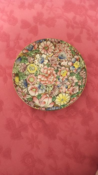 Várias peças de Porcelana Decorativas