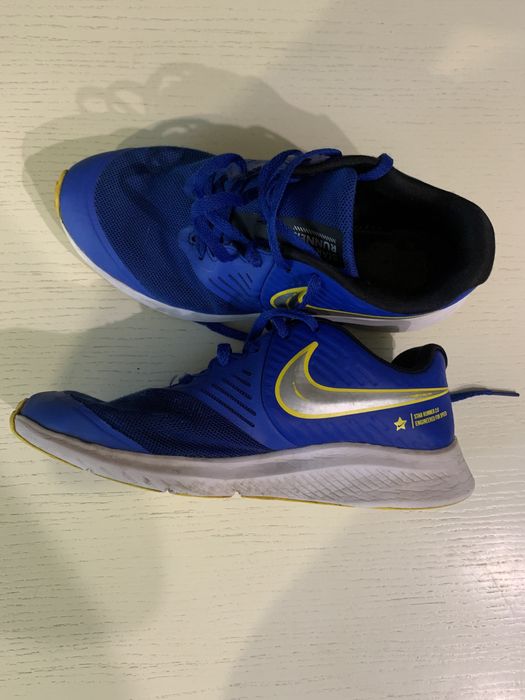 Nike star runner