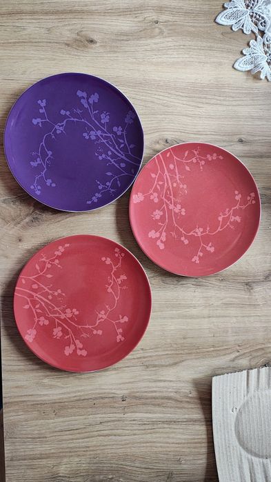 3 talerze zestaw talerzy mikasa  20 cm