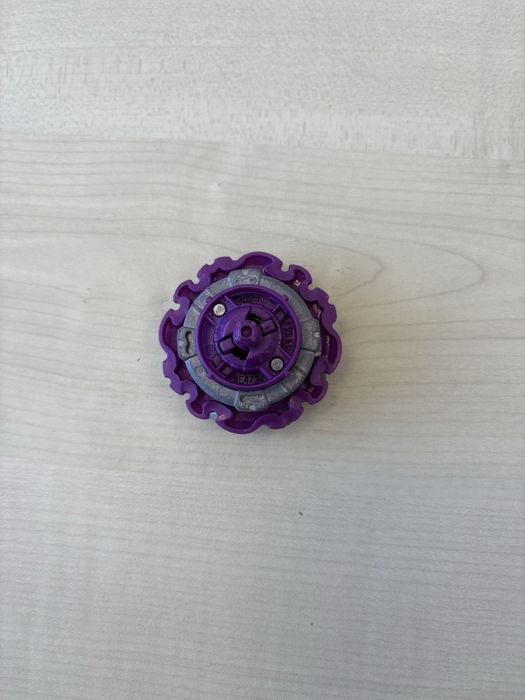 Beyblade para criança