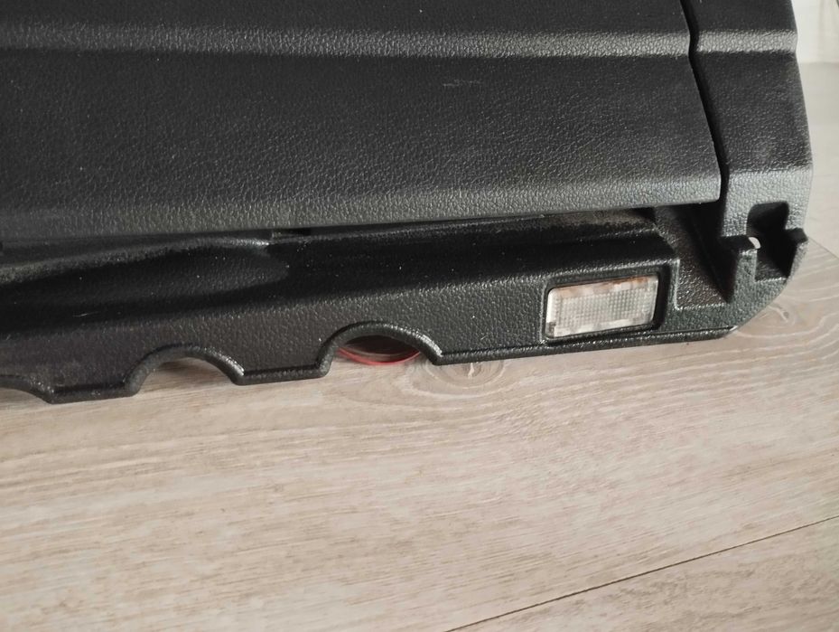 Schowek Vw Volkswagen Sharan 7n konsola pasażera ]