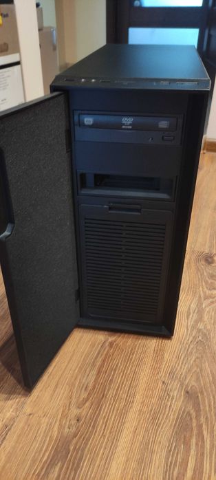 Komputer i7 7700