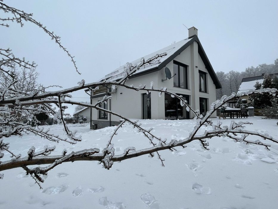Dom z widokiem na Śnieżkę 10 osób kominek, jacuzzi, sauna, sala zabaw