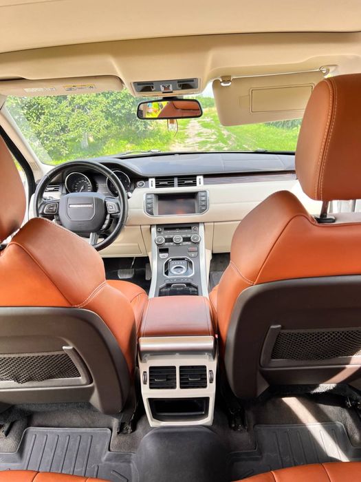 Продам  свій Офійійний Range Rover Evoque