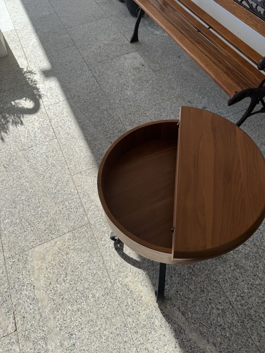 Mesa de apoio em madeira