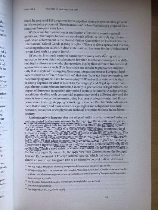Książka „Concise introduction to Comparative law”