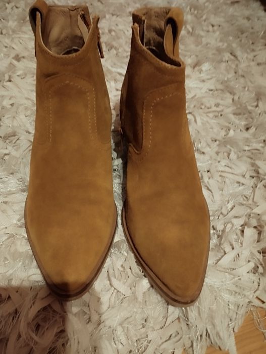 Damskie botki Gino Rossi