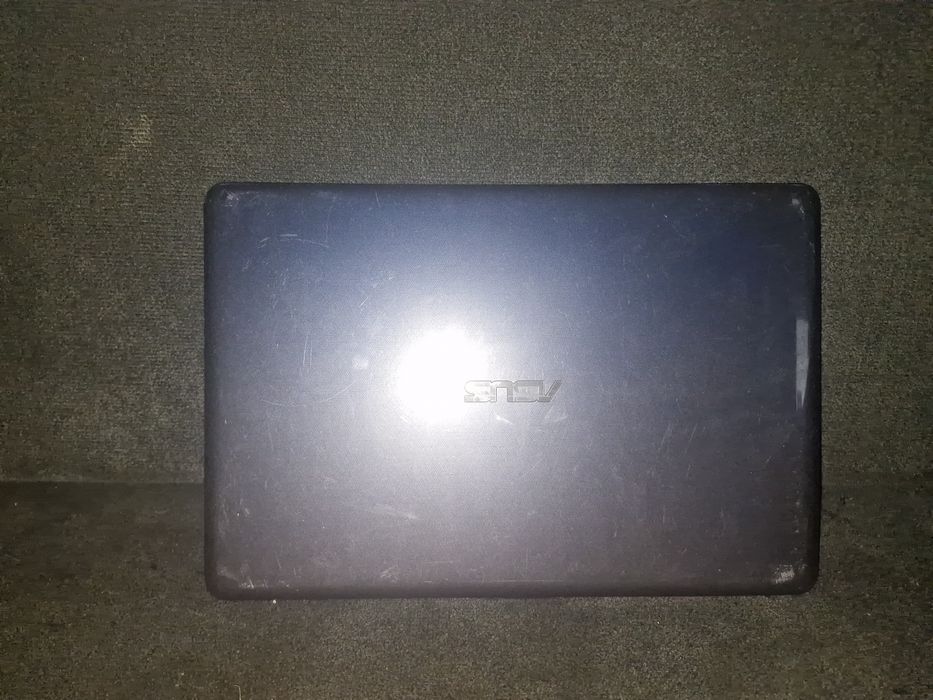 ASUS VivoBook E203MA | N4000 / 4GB / 64GB