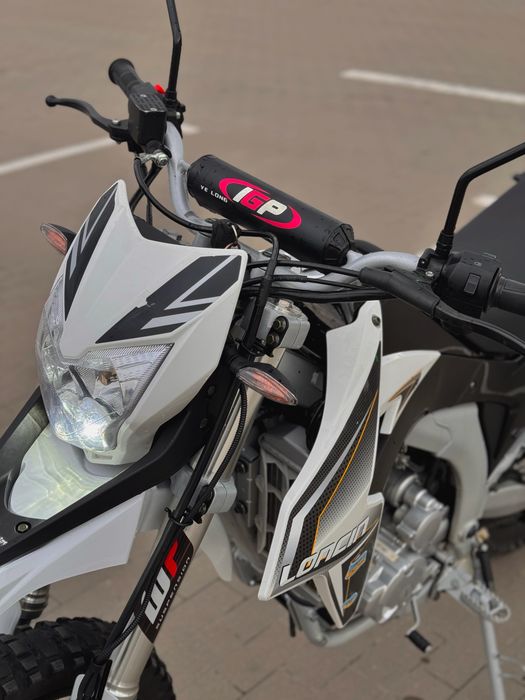 Продам мотоцикл LONCIN LX300 gy