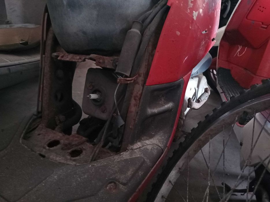 gilera typhon 50/ piaggio ntt 50