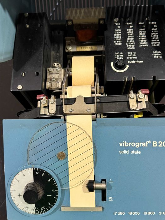 Maquina de Regular Vibrograf B 200