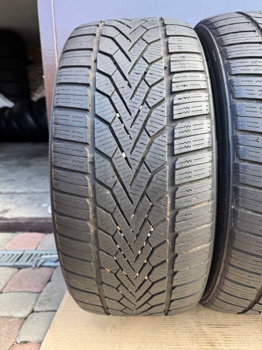 Шини Semperit 225/40 R-18 (92 V ) made in Germany - зима
