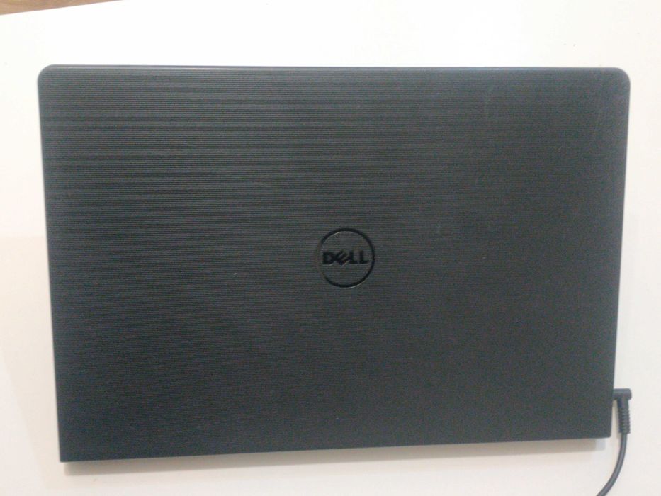 Dell Vostro 3558 i5-5250 GeForce 820M
