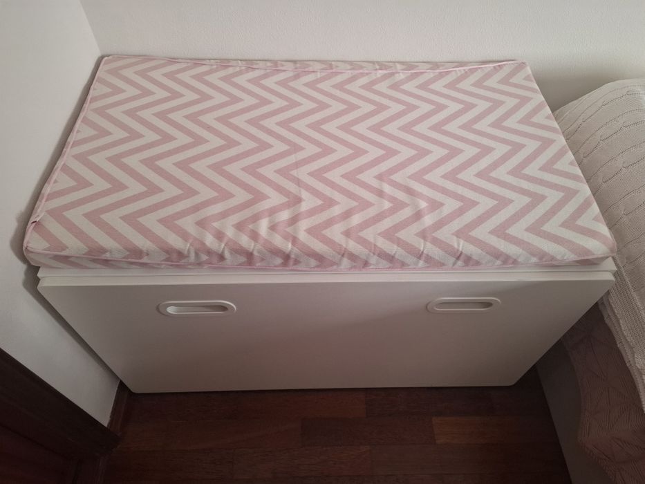 Caixa de armazenamento da IKEA - Baú