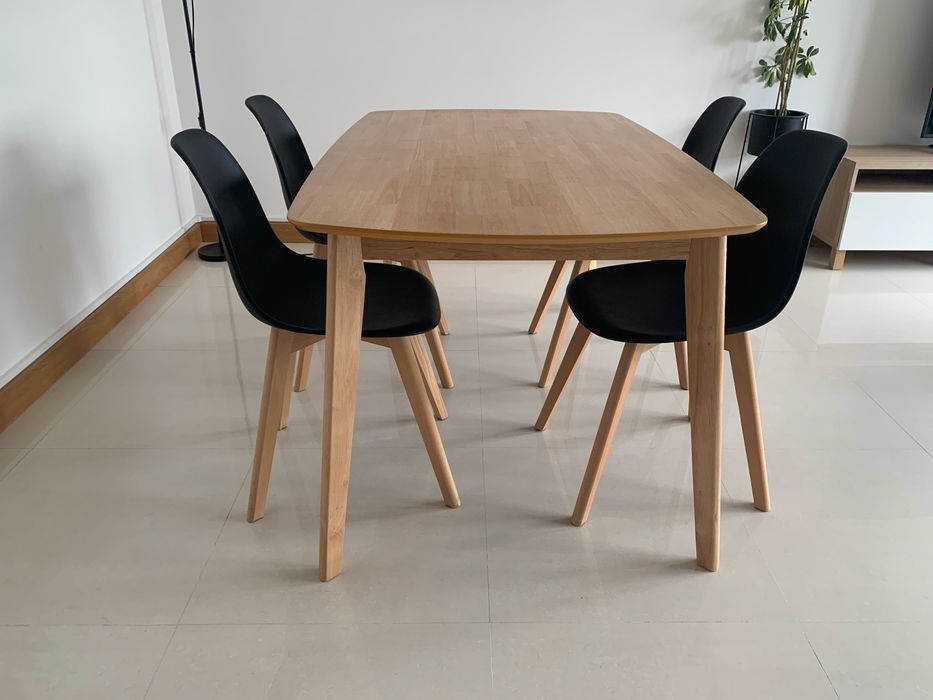 Mesa de Jantar Sklum - Modelo Elba (150x90 cm)