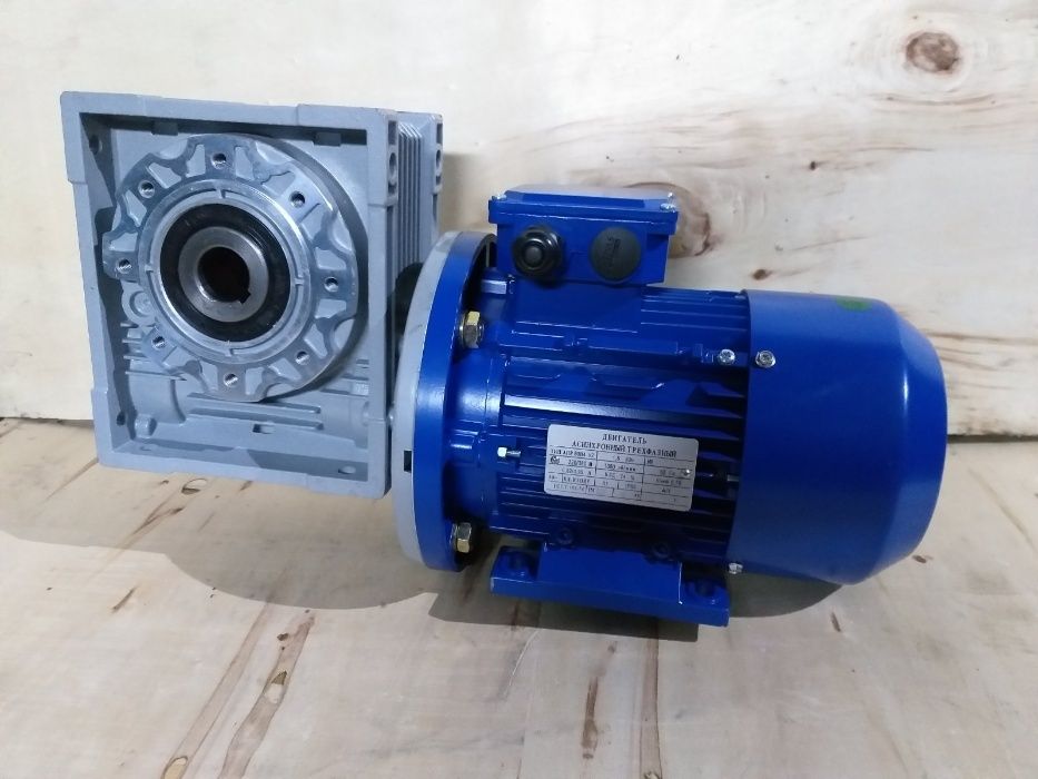 электродвигатели АИР90S2, редукторы, 2Ч, Ц2У, мотор-редукторы NMRV