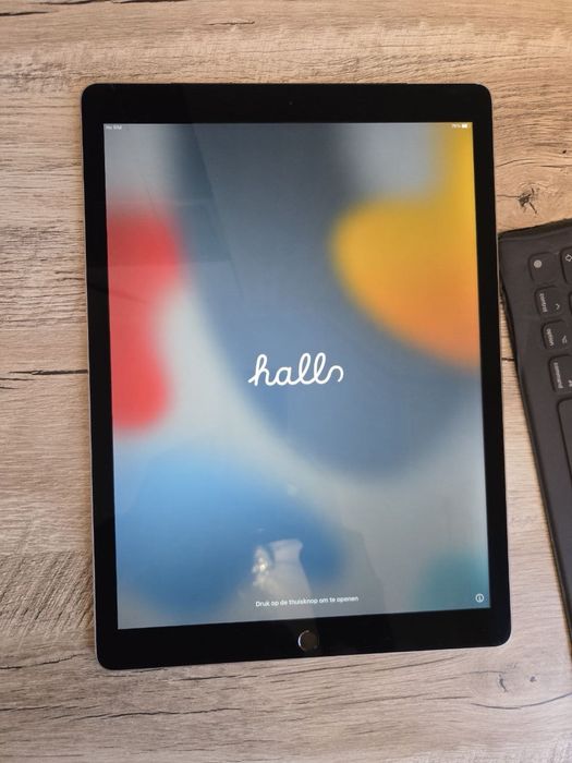 iPad Pro 12.9 1-го покоління 128GB | Працює ідеально, тріщина на склі.