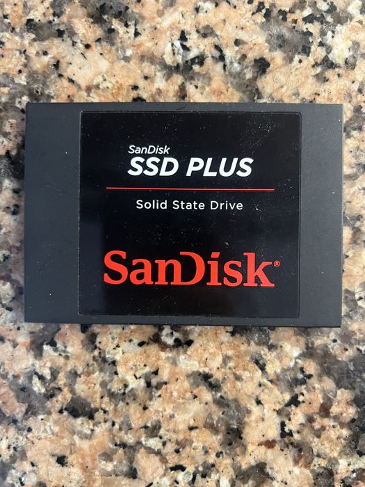 SSD SanDisk 120GB – Muito rápido – SATA 2.5”