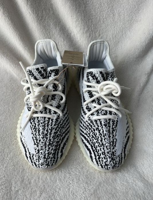 Adidas Yeezy 350V2 Zebra