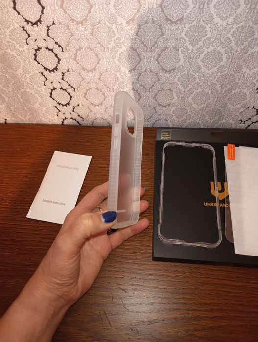 Etui i szkło hartowane do iPhone 14