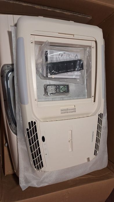 Klimatyzator Dachowy Dometic FL 2200 lub FL1600 do kampera ,przyczepy