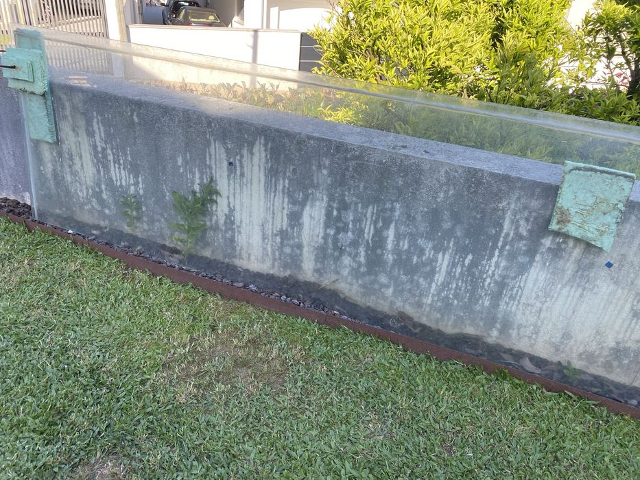 Guarda em vidro - varanda.