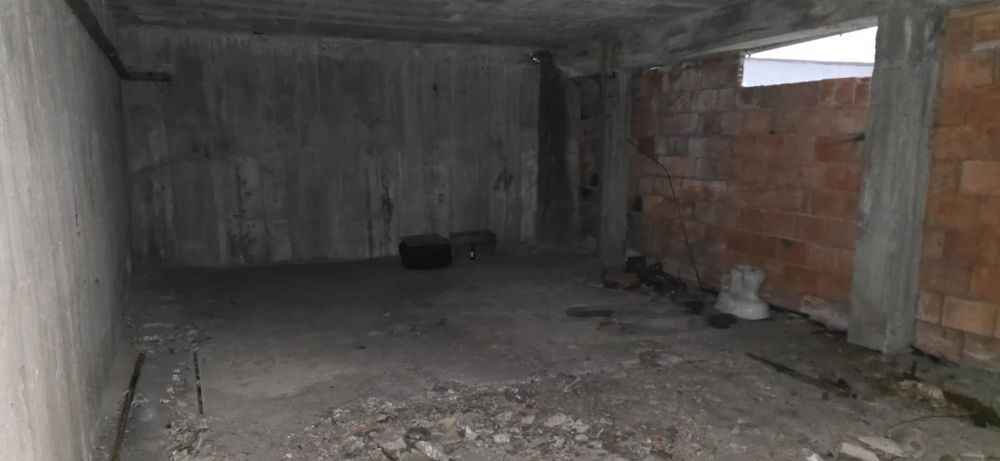 Garagem Lamego -  Negociável