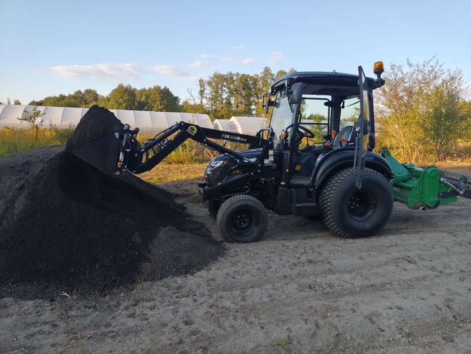 minikoparka wykopy korytowanie fundamenty koparka młot hydrauliczny