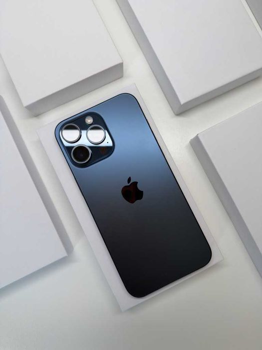 Apple iPhone 15 Pro Max・256GB・Titânio azul (Fatura e Garantia)