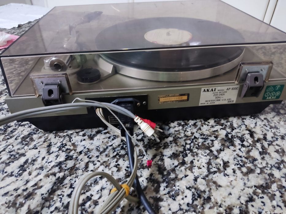 Akai AP 100 C Gira Discos