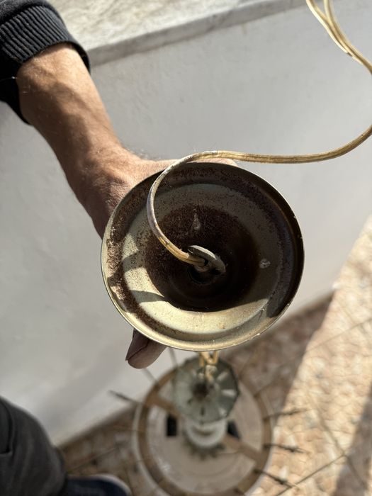 Candeeiro antigo de teto