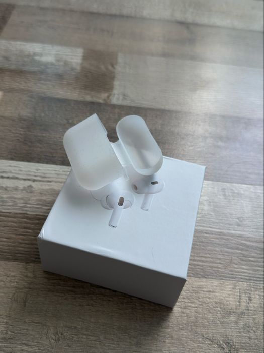 AirPods Pro 2 (USB-C) + кейс