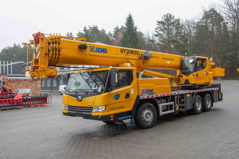 Автокрани XCMG від 25 до 100 тон