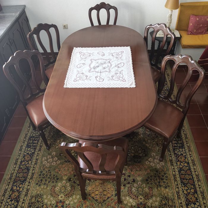 Mesa com cadeira jantar