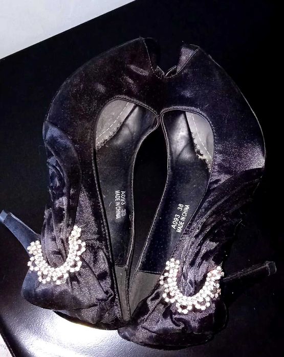 Sapato altos com brilhante