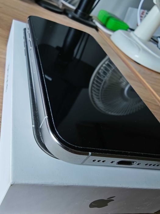 iPhone 15 pro 128GB Biały