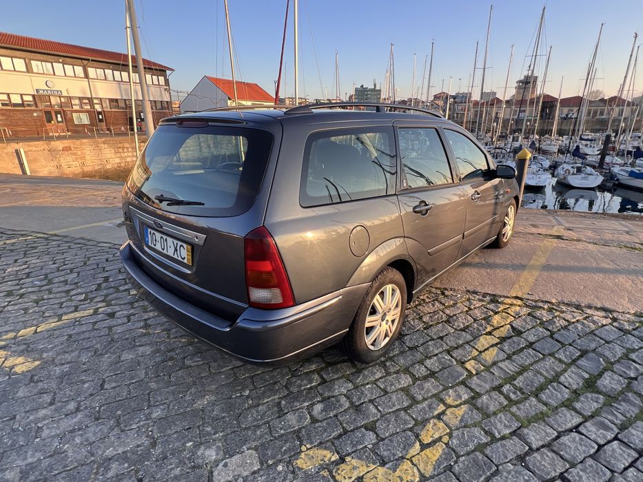 Ford Focus SW espetacular