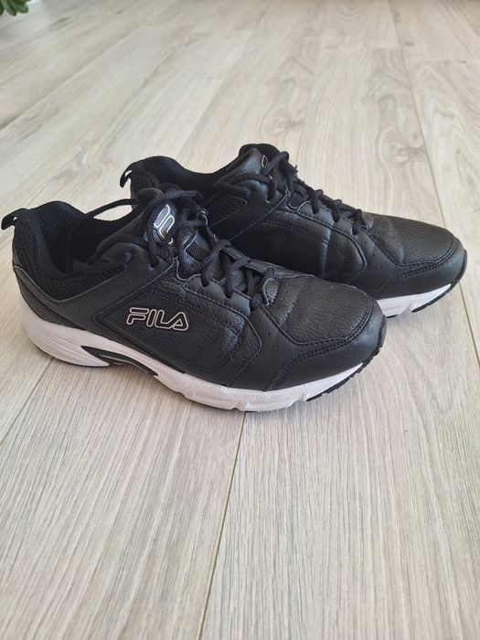 Кросівки FILA стан нових