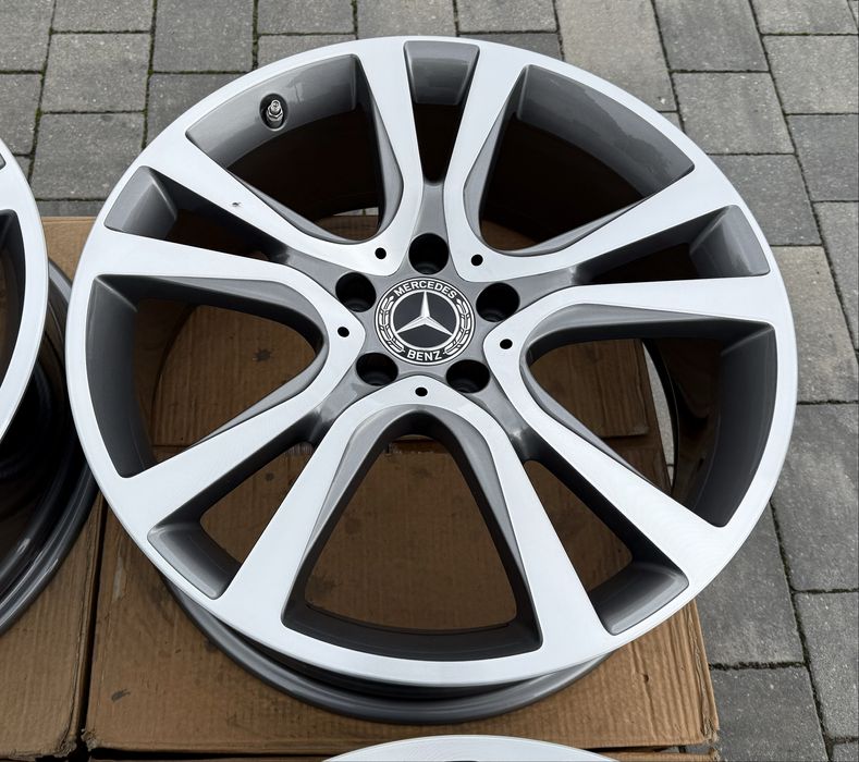 Felgi Mercedes 19" 5x112 8J ET44 8.5 ET48 E-klasa czujniki