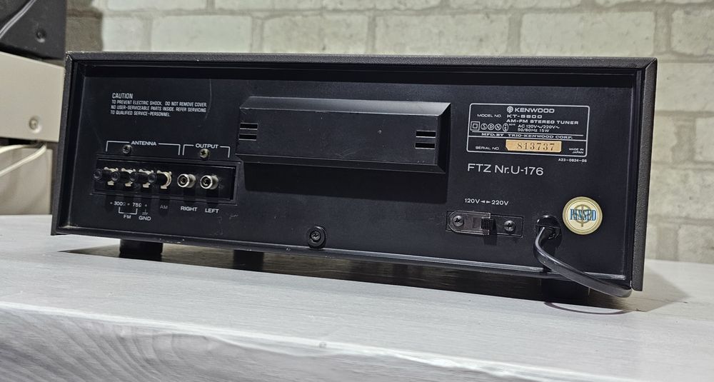 AM/FM стерео тюнер Kenwood КТ-5500, б/У з Німечини