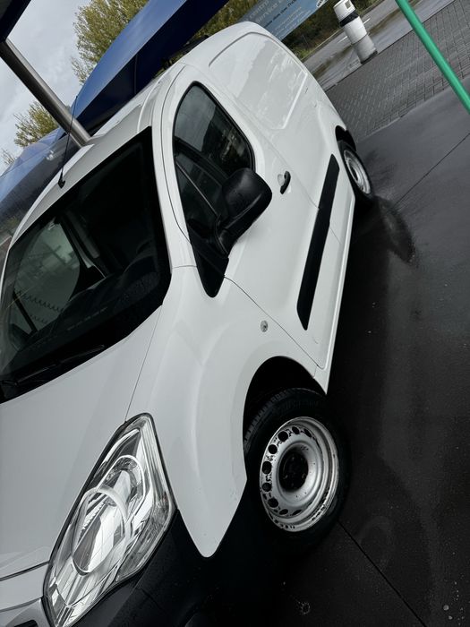 Peugeot partner 1.6 3 lugares