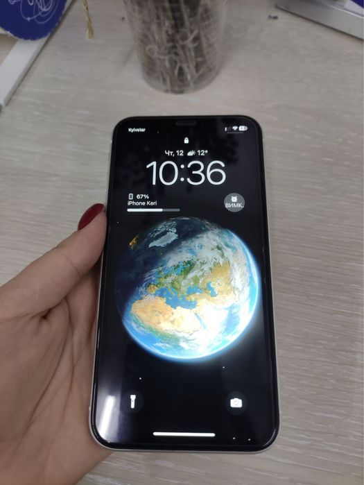 Смартфон iPhone XR
