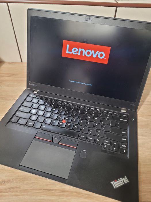 Laptop Lenovo T460s, i5-6200u, 8GB RAM, 256GB SSD, Win 10.