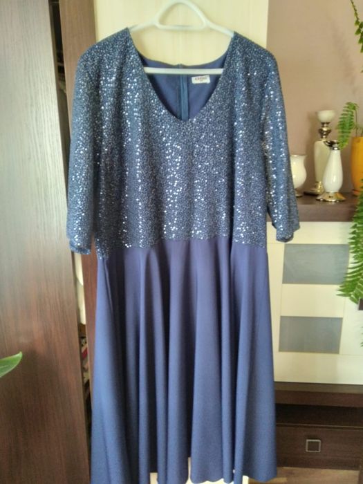 Sukienka KARKO rozmiar 52