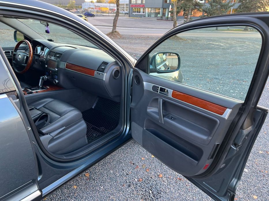 Volkswagen Toureg