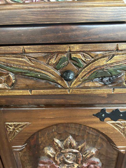 Drewniane meble ,lustro ,komoda,wieszak rzeźbione