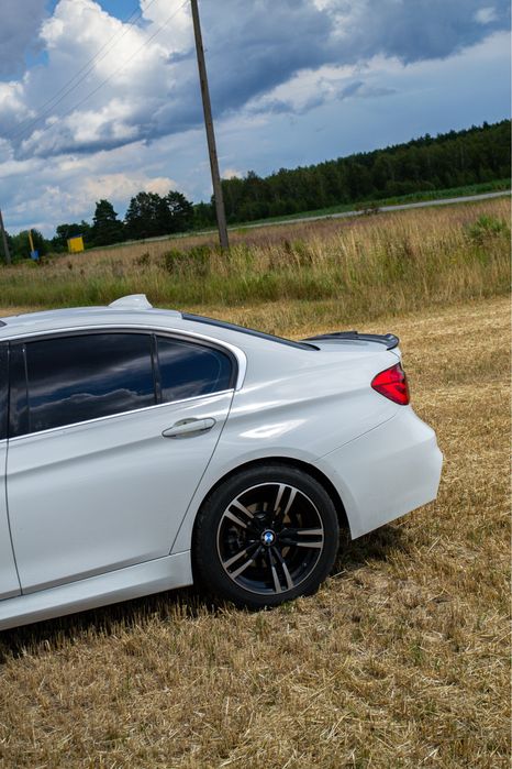 BMW F30 330i Xdrive 2017
